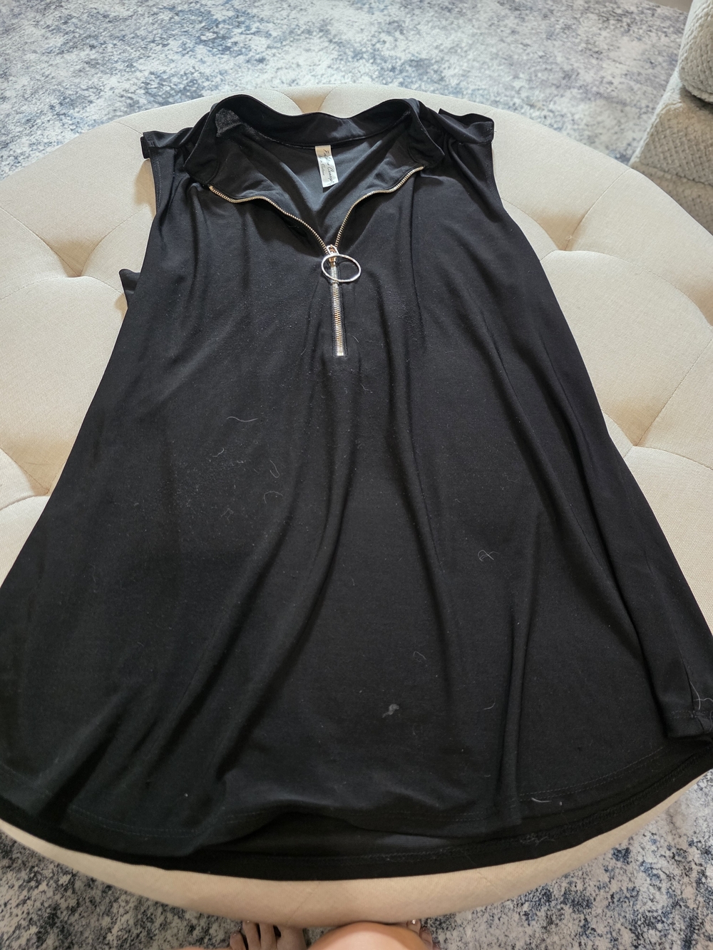 PerSeption Concept Black Sleeveless Zip-Front Tank with Ring Pull